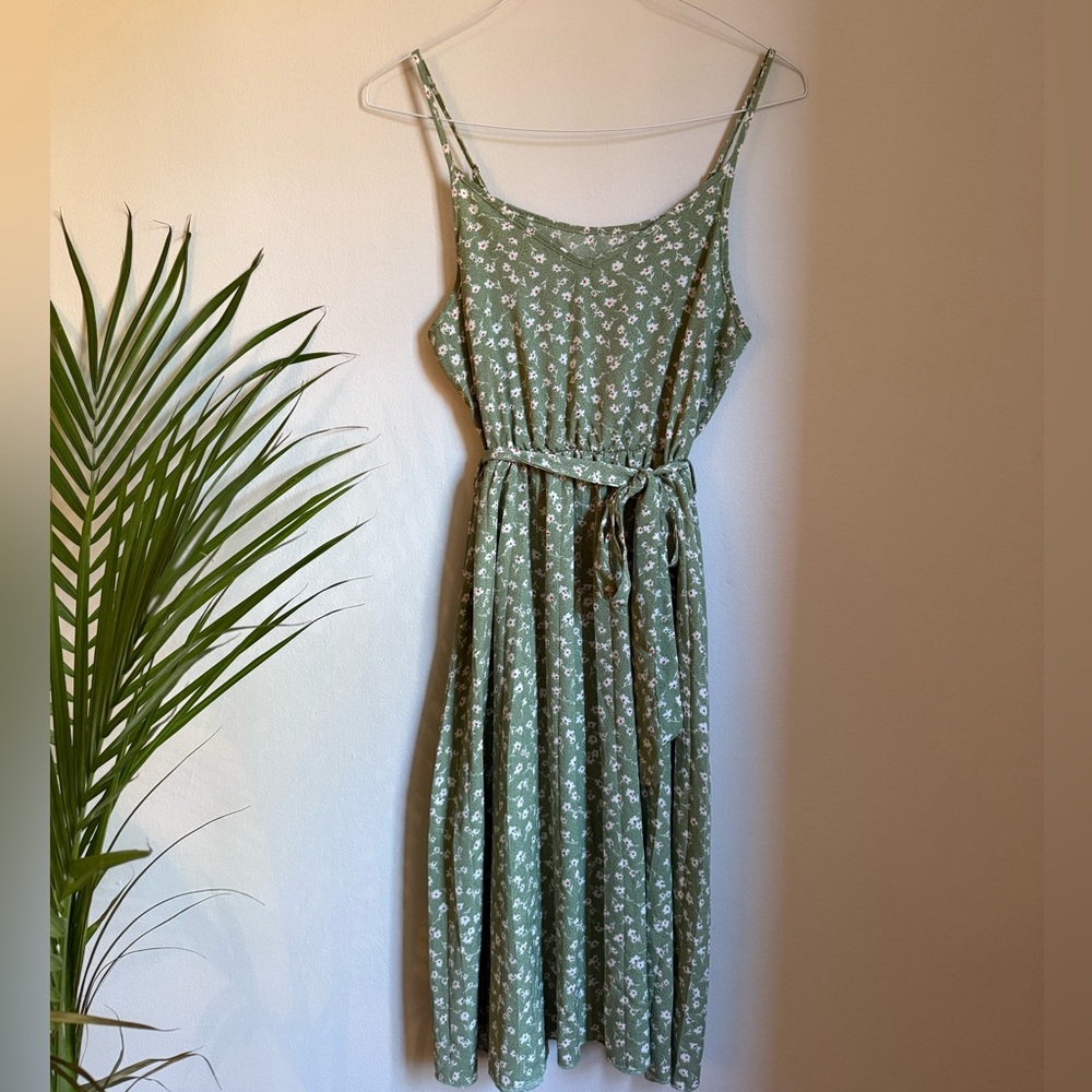 Floral Green Mini Dress with Belt